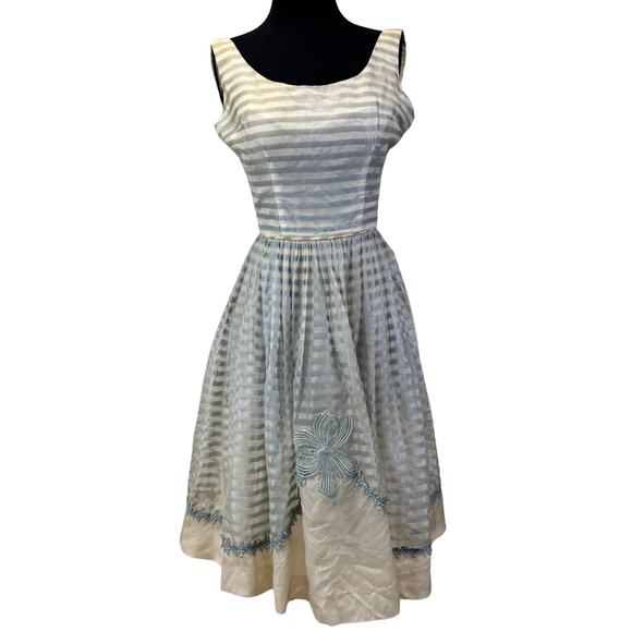 1950s Ice Blue Organza Party Dress with Appliqué – Sheer Stripe Full Skirt AS-IS - Picture 8 of 16
